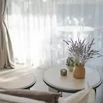 Theros Boutique Appart hôtel 4*