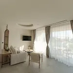 Theros Boutique Appart hôtel Kourouta