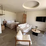 Theros Boutique Appart hôtel