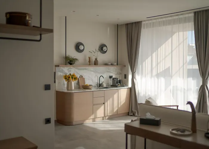 Theros Boutique Aparthotel Kourouta