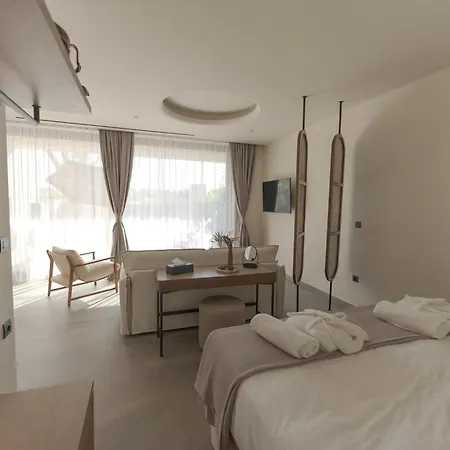 Theros Boutique Lägenhetshotell Kourouta