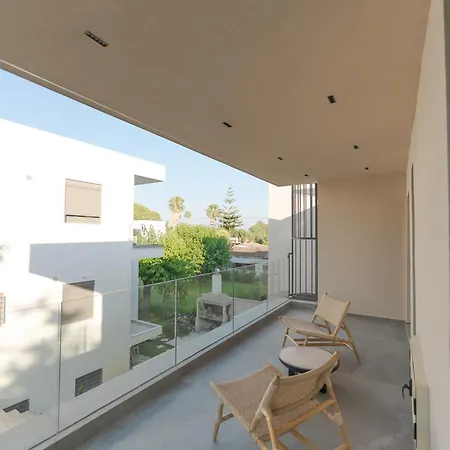 شقة فندقية Theros Boutique 4*