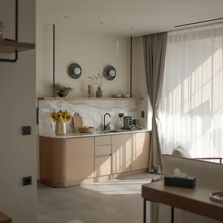 Theros Boutique شقة فندقية كوروتا