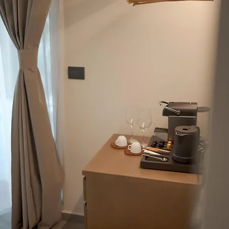 Theros Boutique Kourouta