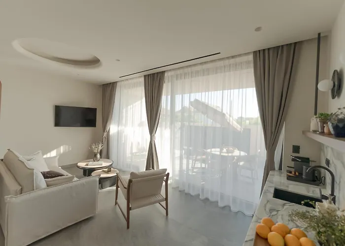 Ξενοδοχείο με διαμερίσματα Theros Boutique Κουρούτα