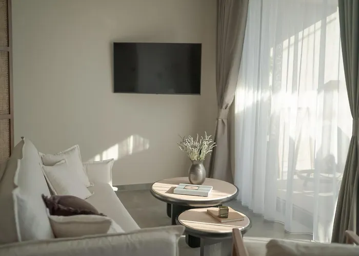 Lejlighedshotel Theros Boutique Kourouta