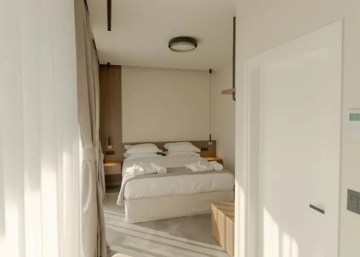 Theros Boutique Lejlighedshotel Kourouta